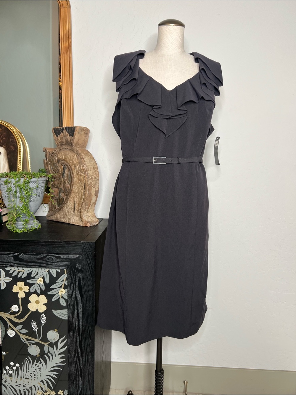 Jones New York Charcoal Ruffle-Trim Sleeveless Midi Dress